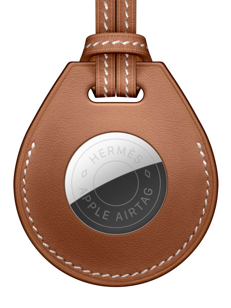 airtag_hermes_02__b0k5i9fie92a_large_2x